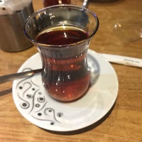 Das Foto wurde bei Maas Acısu Cafe von özge D. am 9/27/2018 aufgenommen