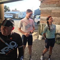 Das Foto wurde bei Velo Hangar von Gordon Y. am 2/4/2018 aufgenommen