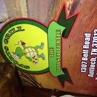 5/1/2013에 Natalie N.님이 The Thirsty Turtle에서 찍은 사진