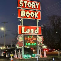 Photo taken at Storybook Land by Dv J. on 12/28/2022