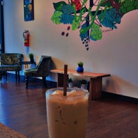 Photo taken at Vespr Craft Coffee &amp;amp; Allures by Sahar | سحر on 6/5/2022