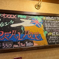 Photo taken at 82 ALE HOUSE 新宿西口大ガード店 by まどかるん on 2/8/2024