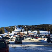 Foto tomada en Ski Cooper / Chicago Ridge  por Kit 阿. el 12/31/2016