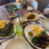 Das Foto wurde bei Hadoota Masreya Restaurant &amp;amp; Cafe von abdullah a. am 3/6/2024 aufgenommen