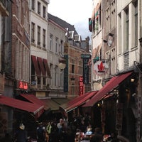 Photo taken at Beenhouwersstraat / Rue des Bouchers by Remko P. on 5/9/2013