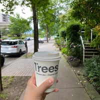 Photo taken at Trees Organic Coffee by Khaled M. on 7/7/2022