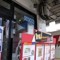 Photo taken at 7-Eleven by ลิปโป้ โอโหใหญ่จัง on 9/17/2021