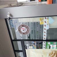 Photo taken at 7-Eleven by ลิปโป้ โอโหใหญ่จัง on 10/28/2021