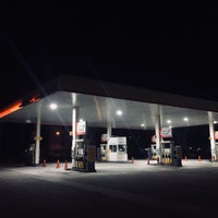 Photo taken at Shell &amp;amp; 7 Eleven by Asrul A. on 7/25/2018