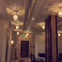 Foto diambil di Menara Lounge &amp;amp; Restaurant oleh Mohammed A. pada 12/29/2016