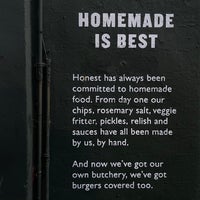 Photo taken at Honest Burgers by Abdulrahman 🍟 on 9/22/2022