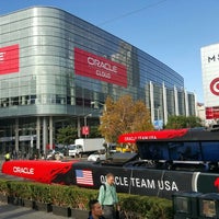 Photo taken at Oracle OpenWorld 2015 by Omar P. on 10/25/2015