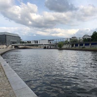 Photo taken at Kronprinzenbrücke by Einhardovic on 5/28/2019