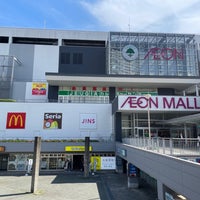 Photo taken at AEON Mall by やまいろは on 5/3/2023