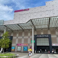 Photo taken at AEON Shinagawa Seaside Shopping Center by やまいろは on 8/14/2022