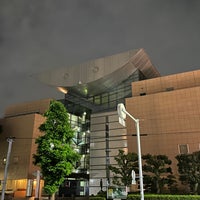 Photo taken at 沼津市立図書館 by Yukkie on 7/2/2023