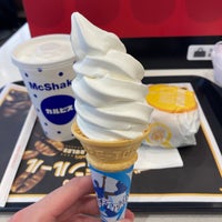 Photo taken at McDonald&amp;#39;s by すみ₺ჯ𝕏 on 6/19/2022