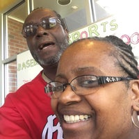 Photo taken at Applebee&amp;#39;s Grill + Bar by Barry H. on 5/30/2018