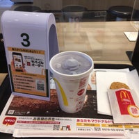 Photo taken at McDonald&amp;#39;s by PPY 1. on 4/15/2022