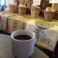 Das Foto wurde bei Merlin&amp;#39;s Coffee von San am 6/2/2013 aufgenommen