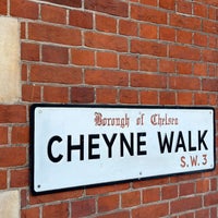 Photo taken at Cheyne Walk by Søren K. on 7/5/2022