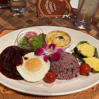 Photo taken at Polynesian Terrace Restaurant by 果 on 1/6/2024