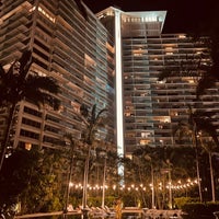 Photo taken at The Modern Honolulu by Abdulaziz.. on 3/10/2022