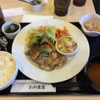 Photo taken at わや食堂 by docotama @. on 9/22/2015