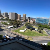 Foto diambil di Hilton Adelaide oleh Ma S. pada 10/28/2023