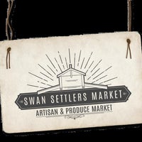 Foto tirada no(a) Swan Settlers Market por Jean M. em 6/7/2019