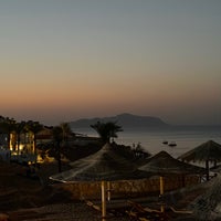 Das Foto wurde bei DoubleTree by Hilton Sharm El Sheikh - Sharks Bay Resort von D7 . am 9/8/2023 aufgenommen