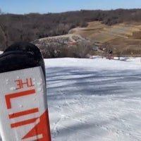 2/27/2022 tarihinde Meshalziyaretçi tarafından Snow Creek Ski Area'de çekilen fotoğraf