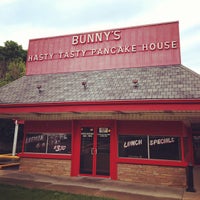 Photo taken at Bunny&amp;#39;s  Hasty Tasty Pancake House by Ashby D. on 6/16/2013