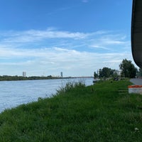 Photo taken at Radsport Nussdorf- Donau Fritzi by Brunold L. on 8/15/2021
