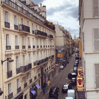 Foto tirada no(a) Hôtel des Champs-Élysées por FHD em 5/12/2022