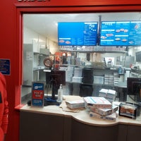 Photo taken at Domino&amp;#39;s Pizza by Carla D. on 3/7/2021