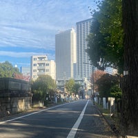 Photo taken at 雑司ヶ谷霊園 by FCM_04 on 11/3/2022