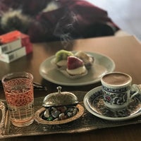 Photo taken at Sakız Ağacı Pastane &amp; Cafe by Çiğdem Zekiye Ö. on 3/1/2018