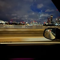 Photo taken at Battersea Bridge by F S on 11/23/2023