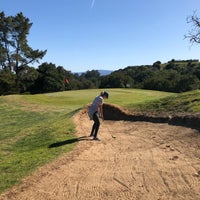 Foto tirada no(a) Emerald Hills Golf Course por Bahigh A. em 2/26/2018