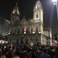 Photo taken at Praça Pio X by Antonio Q. on 9/7/2017