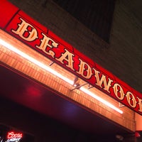 Foto diambil di Deadwood Tavern oleh BrianIslands pada 7/7/2018