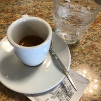 รูปภาพถ่ายที่ Ceraldi Caffè โดย Sergey 〽️⭕️💲©⭕️〰 เมื่อ 10/9/2021