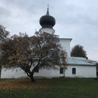 Photo taken at Церковь Успения Пресвятой Богородицы с Пароменья by Alexey Y. on 10/27/2020