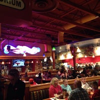 Photo taken at Red Robin Gourmet Burgers and Brews by Geanete T. on 3/1/2015