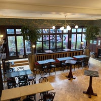Photo taken at Bewley&amp;#39;s Café &amp;amp; Tea Room by Iarla B. on 12/22/2023