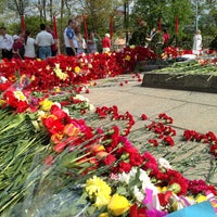 Photo taken at Мемориал 1200 гвардейцам by Vitaly B. on 5/9/2013