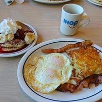 Photo taken at IHOP by Loland F. on 2/25/2017