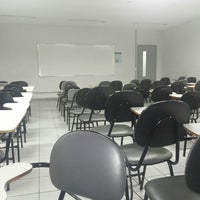 Photo taken at Universidade Estácio de Sá by Renard S. on 5/24/2013