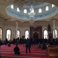 Photo taken at Мечеть им. Шейха Дени Арсанова by Sultan O. on 1/11/2016